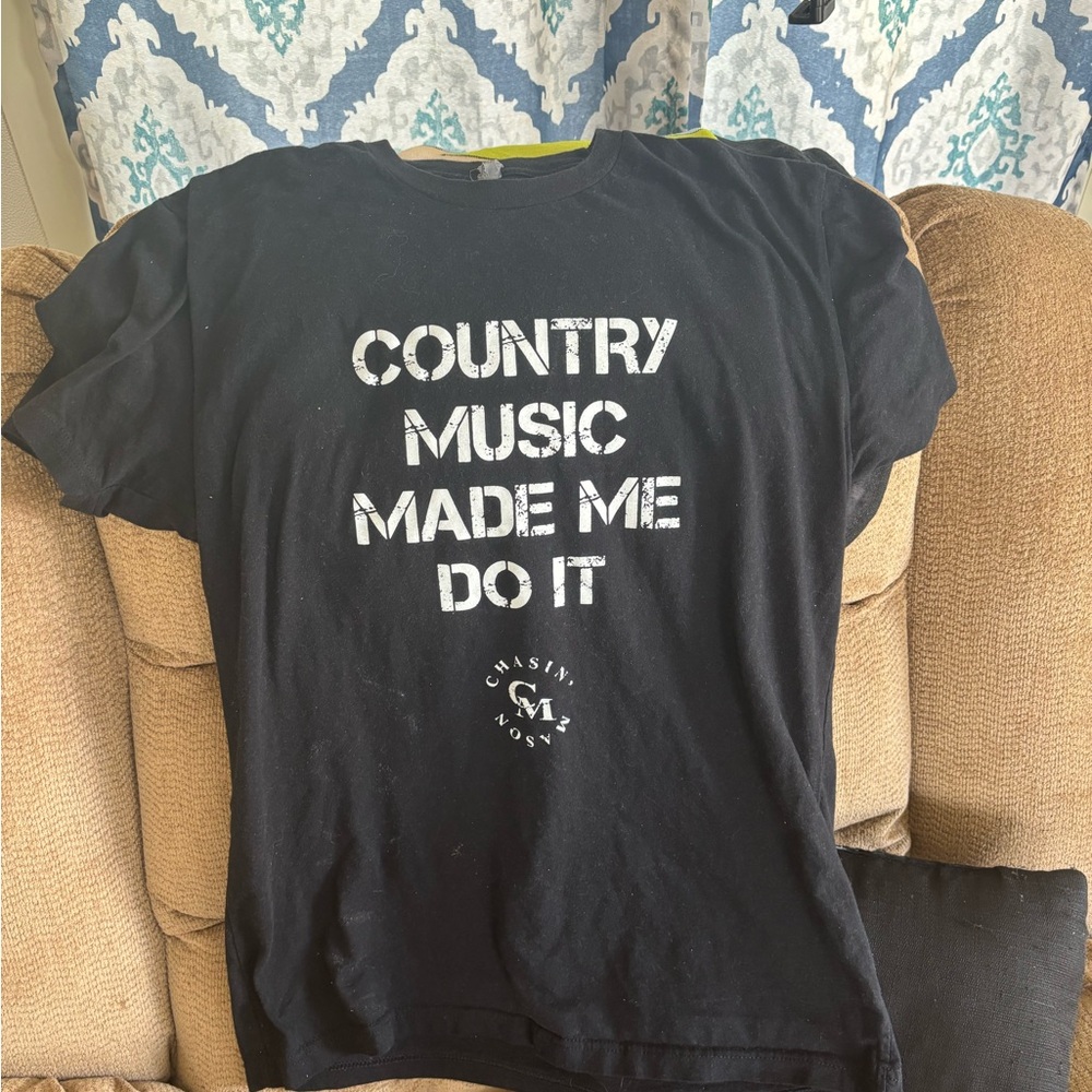 Gildan Black Short Sleeve Tee - Country Music Made Me Do It